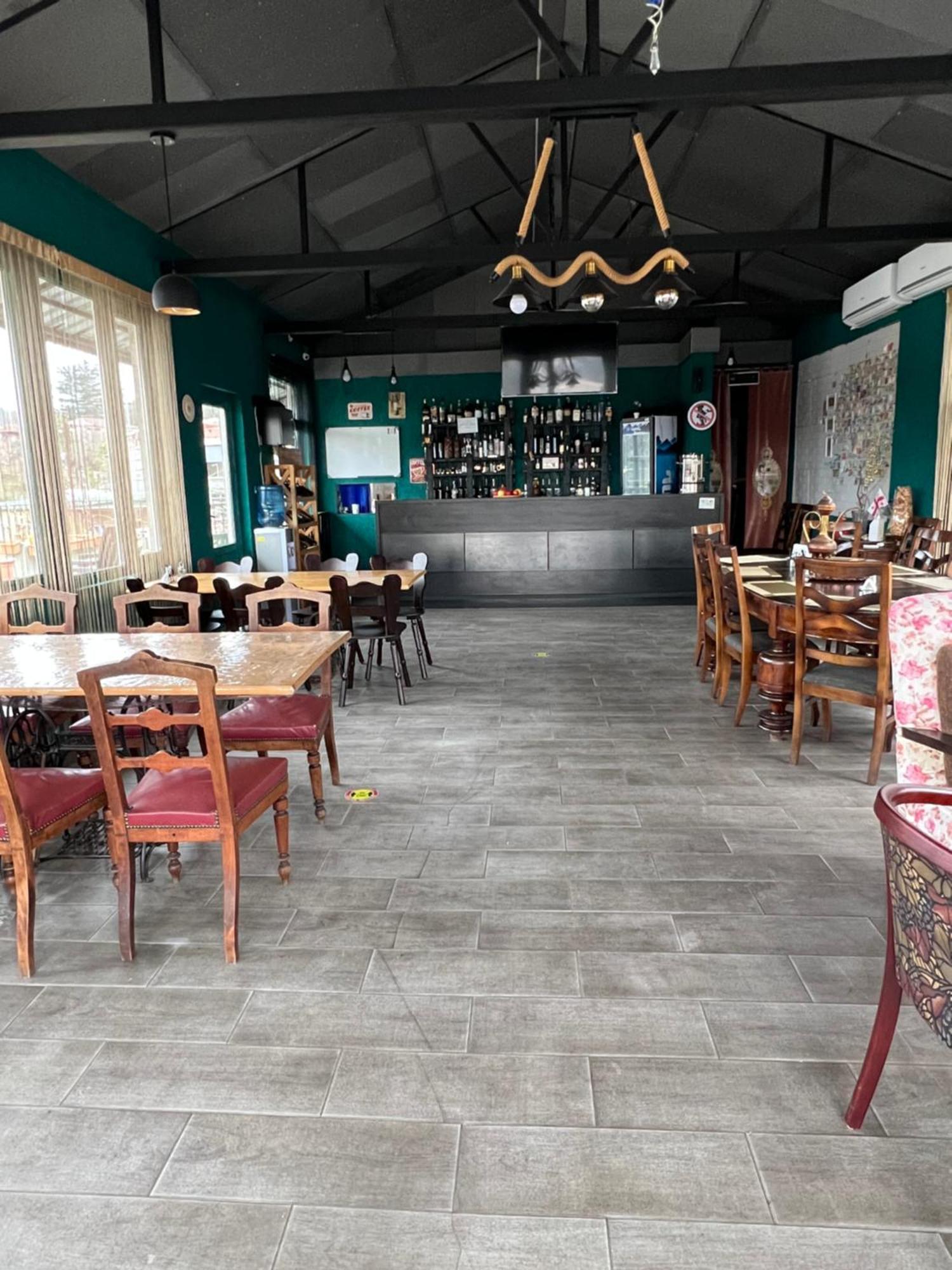 Aniko'S Place 库塔伊西 外观 照片